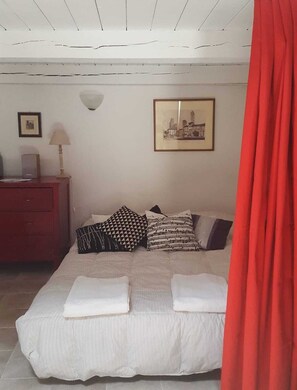 Bücher, Stereoanlage