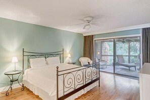 2 bedrooms, desk, iron/ironing board, free WiFi - Seaclusion - Spacious condo w/ lanai & pool (Ponte Vedra Beach)