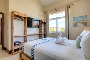 Suite Signature, 1 chambre, vue océan, en front de mer | Draps en coton égyptien, literie de qualité supérieure, surmatelas