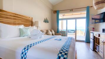 Egyptian cotton sheets, premium bedding, pillowtop beds, in-room safe