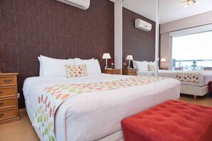 1 chambre, coffres-forts dans les chambres, fer et planche à repasser
