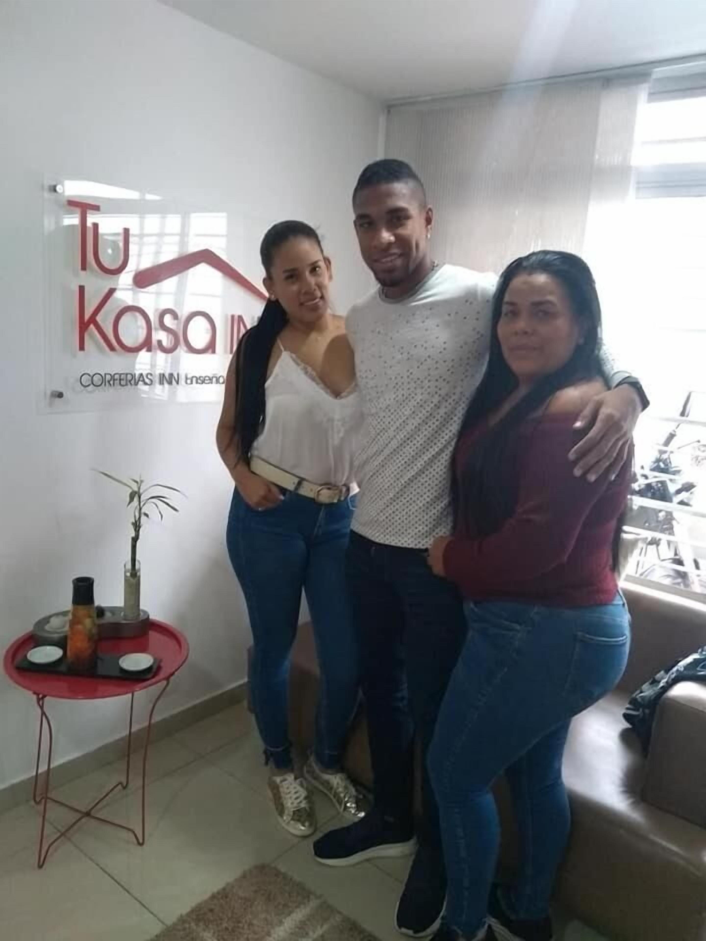 Photo - Hotel TuKasa Inn