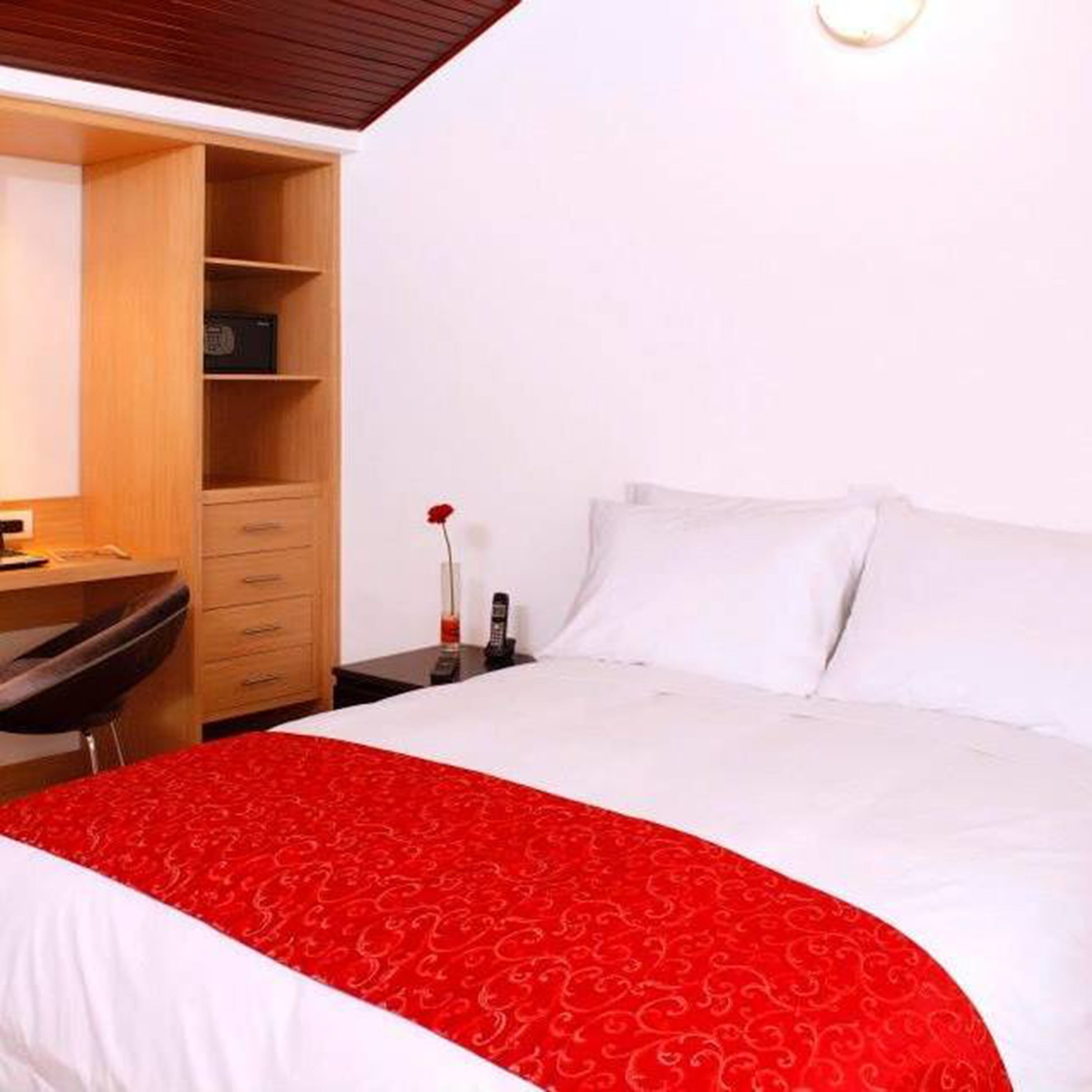 Photo - Hotel TuKasa Inn