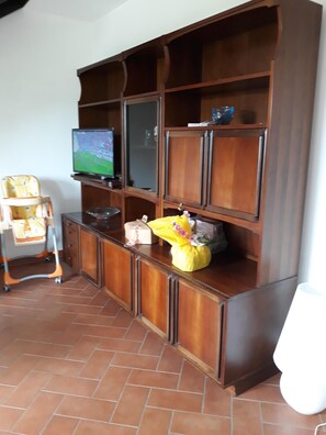 Interni