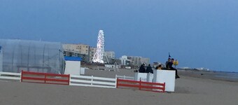 Agapanthe: Vakker rolig residens avslappende nabolag nær sjøen