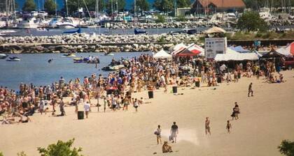 Rokki! Suurten järvien merivoimien valmistuminen - vuodepaikkoja 8