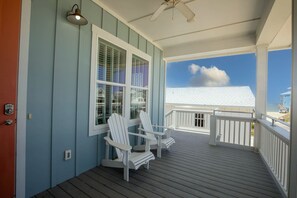 Terrace/patio - Gulf view newly built home. Beautifully decorated, pet friendly! (Port St Joe)