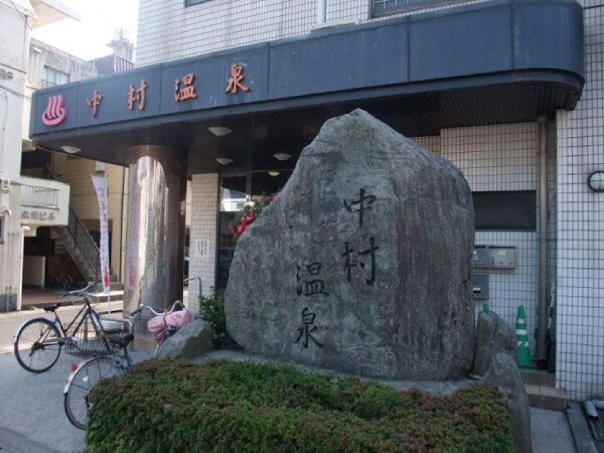 تفاصيل الفندق من الخارج