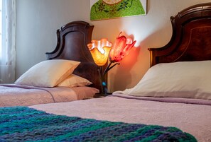 Standard Room, 2 Twin Beds | Hypo-allergenic bedding, individually decorated, individually furnished