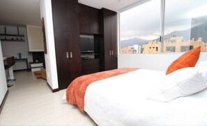 1 Schlafzimmer, Bettwäsche aus ägyptischer Baumwolle, Schreibtisch