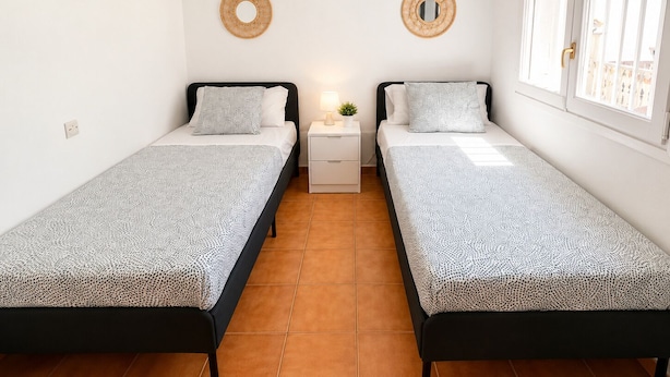 Room - House on the beach between Barcelona and Tarragona (Torredembarra)