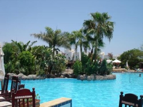 Appartement dans une résidence paysagée avec piscines