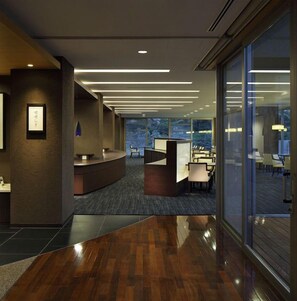 Lobby - Kinu No Keikoku Hekiryu (Nikko)