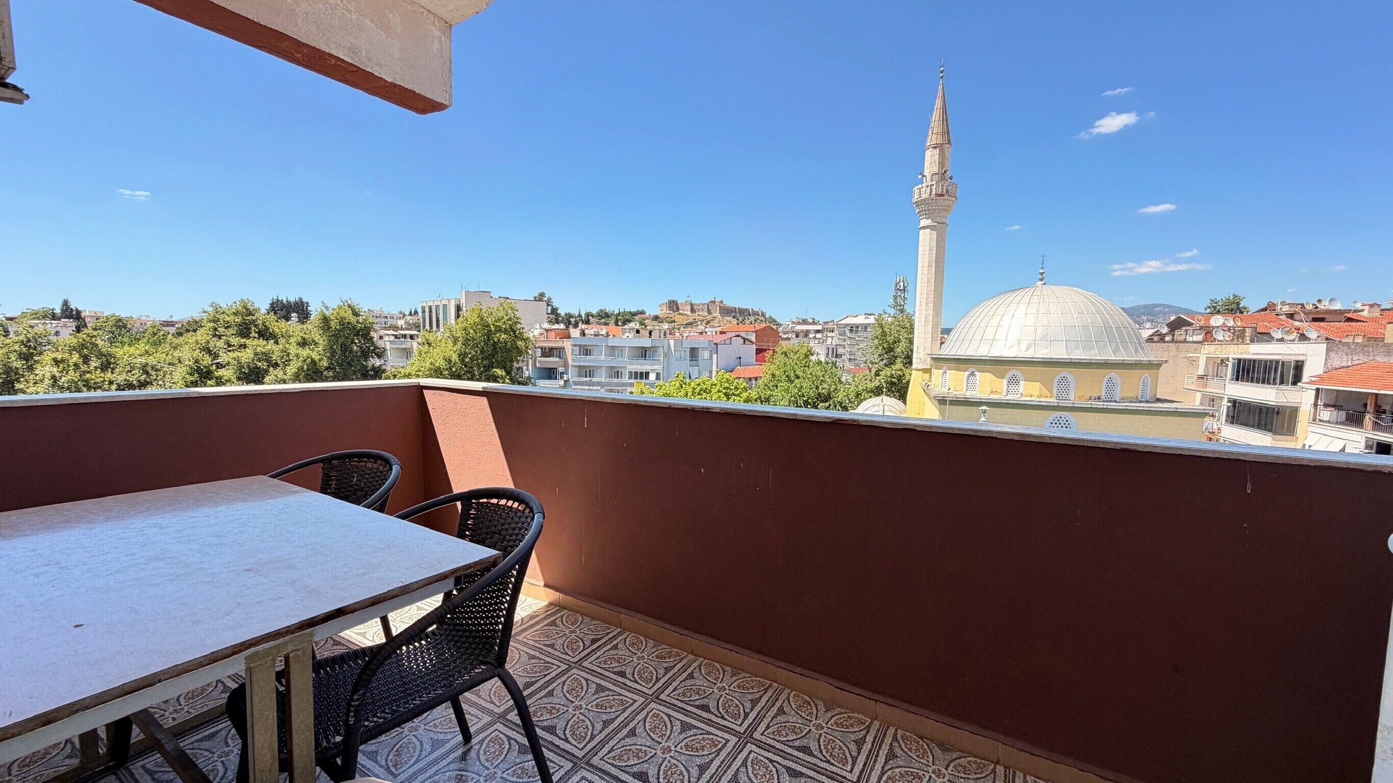 Deluxe Quadruple Room | Terrace/patio