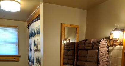 Quiet, Comfortable Location! w/Double Garage
Easy access to WyoTech and UW