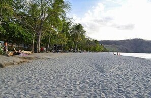 Vlak bij het strand