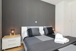 6 bedrooms, free WiFi, bed sheets
