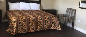 Suburban's  Lavilla Inn