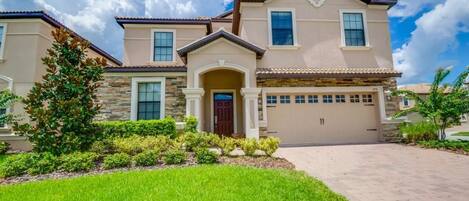 House, Multiple Beds (9 Bedroom 5 Bathroom in Champions Gat) | Front of property