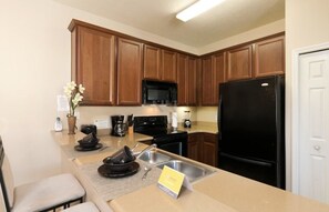 Apartment, 1 King Bed (OAKWATER RESORT near Disney!(2OWT27OW) | Private kitchen