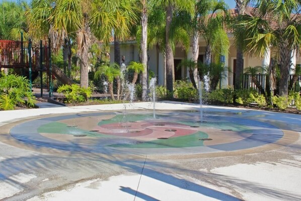Apartment, Multiple Beds (3 bedroom OAKWATER Resort nearest DIS) | Property grounds