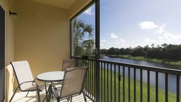 Apartment, Multiple Beds (3 Beds TOWNHOUSE super close DISNEY(3) | Balcony