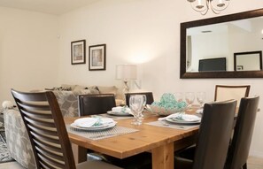 Apartment, Multiple Beds (Wonderful Apto Vacation Villa  (3BVT1) | In-room dining - Wonderful Apto Vacation Villa (Kissimmee)