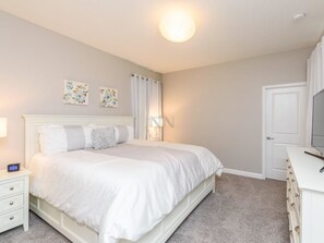 House, Multiple Beds (Amazing NEW 5 Bedrooms CHAMPIONS GATE) | 5 bedrooms - Amazing NEW 5 Bedrooms Champions Gate! (Davenport)