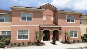 شقة - عدة أسرّة (Amazing 4 Bedrs Paradise Palms 4PPT30) | واجهة المنشأة