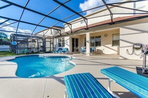 Indoor pool - 113bll Disney 5 Bedroom Pool Home With Games Room (Bartow)