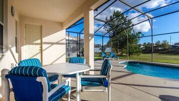 Rumah, Beberapa Tempat Tidur (113BLL Disney 5 Bedroom Pool Home Wit) | Teras/patio