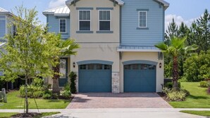 บ้านพัก, หลายเตียง (DISNEY REUNION RESORT IN KISSIMMEE () | ด้านหน้าที่พัก