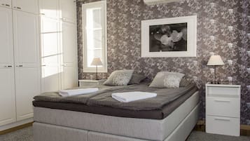 7 soveværelser, internetforbindelse