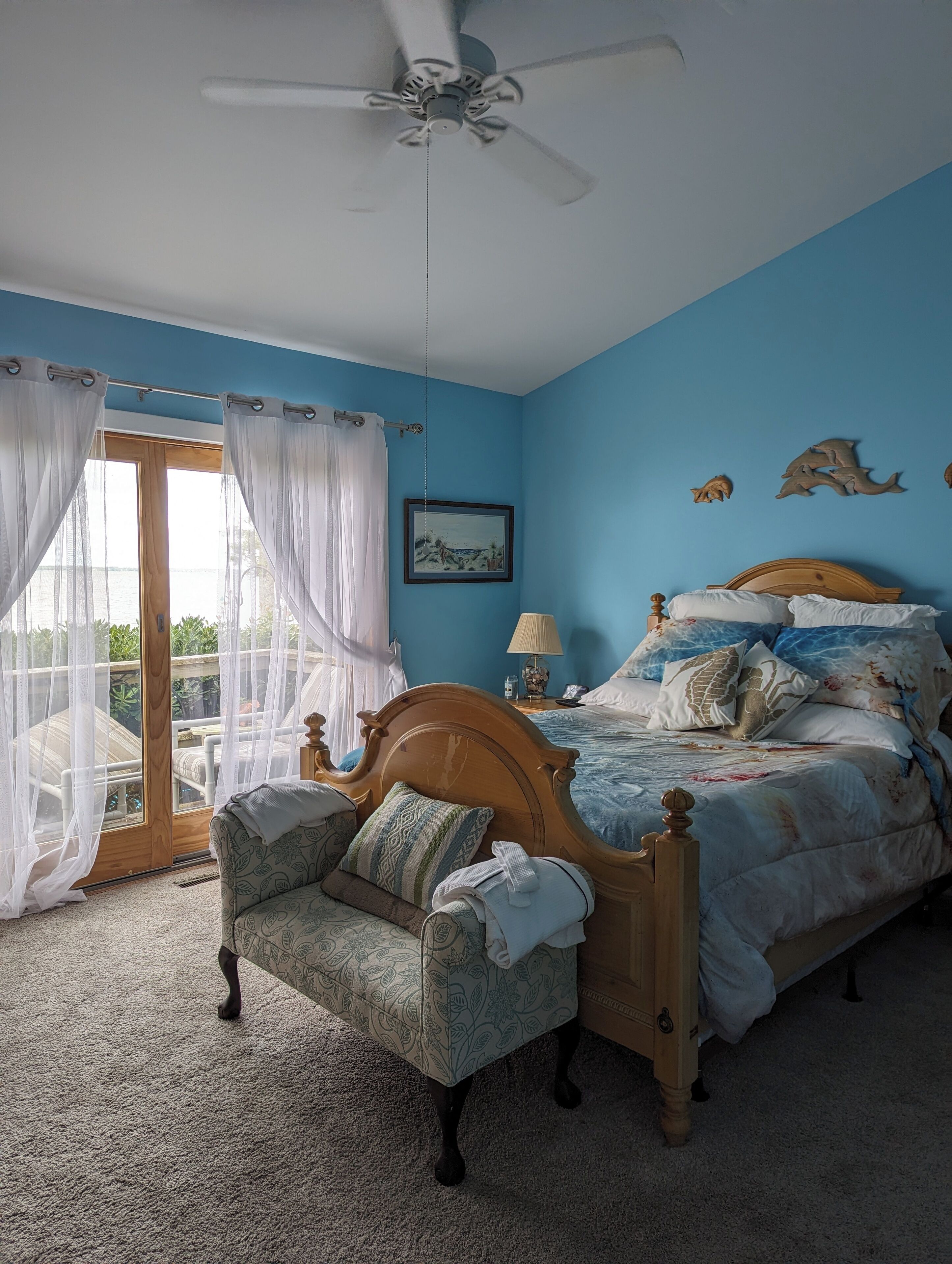 Soundfront<br>Gorgeous Sunsets &<br>Family community atmosphere