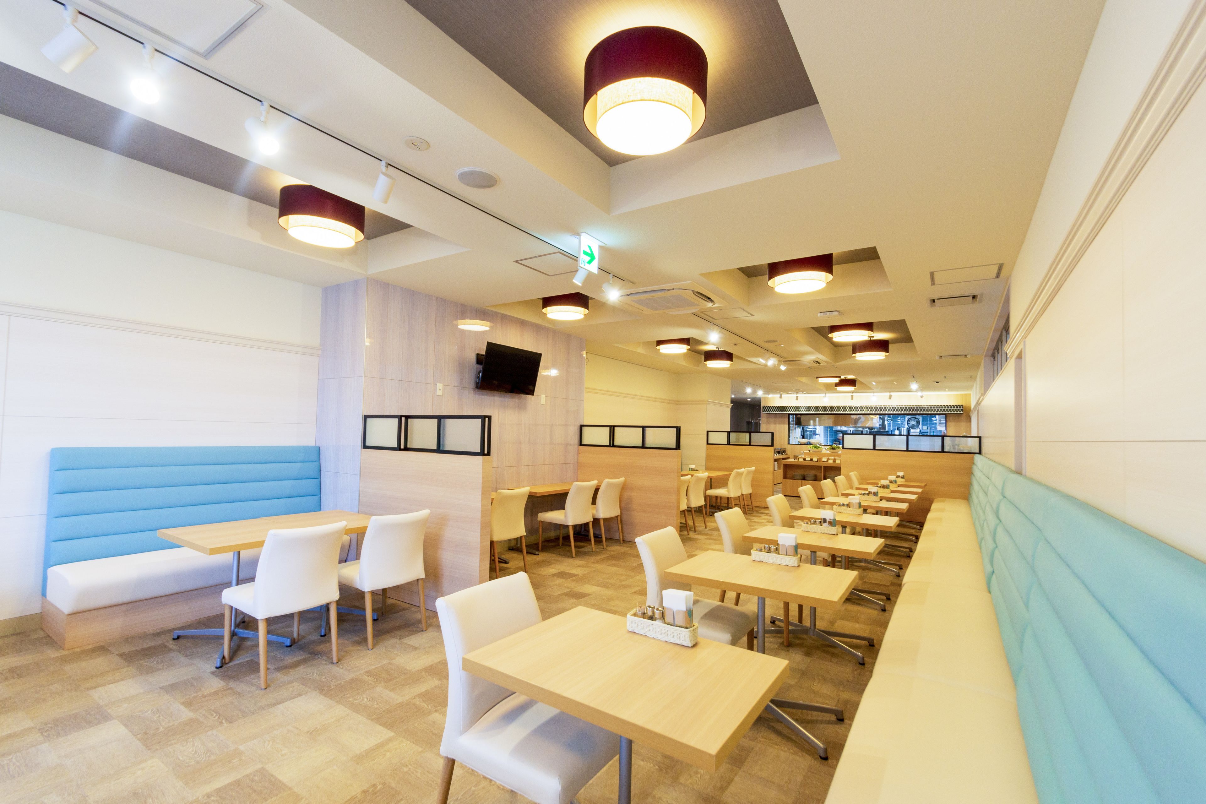 daily buffet breakfast (jpy 1500 per person)