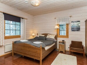 4 室のベッドルーム、インターネット