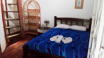 Romantic Double Room, 1 Double Bed | Individually decorated, individually furnished, laptop workspace