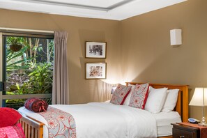 Leilighet – superior, 1 queensize-seng med sovesofa, hageutsikt | 1 soverom, sengetøy i egyptisk bomull og sengetøy av topp kvalitet