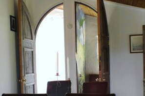 Interior - Provence Stone Cottage - Wairarapa Retreat with spring water and natural power (West Taratahi)