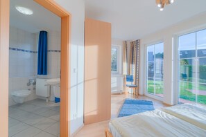 2 Schlafzimmer, Zimmersafe, Reisekinderbett, WLAN