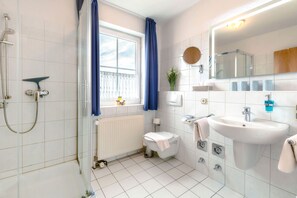 Hair dryer, towels
