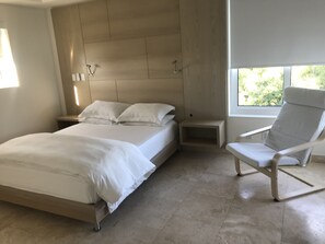 1 habitación y caja de seguridad en la habitación 