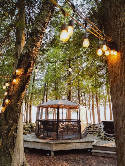 Cabin on Peninsula | Waterfront + Sunset View