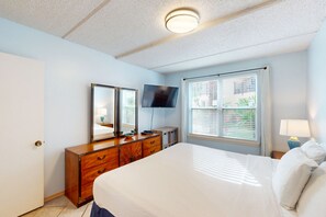 1 bedroom, iron/ironing board, internet, bed sheets