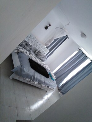 Superior Double Room | Premium bedding, pillowtop beds, iron/ironing board, free WiFi - Johiz Casa JKIA (Syokimau)