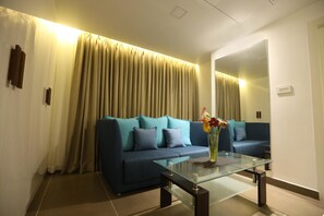 Silver Suite | Living room - Hotel Silverspring (Port Blair)