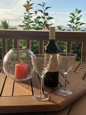 Dining - Large family home, tranquil hillside location with Pacific views (Nikao)