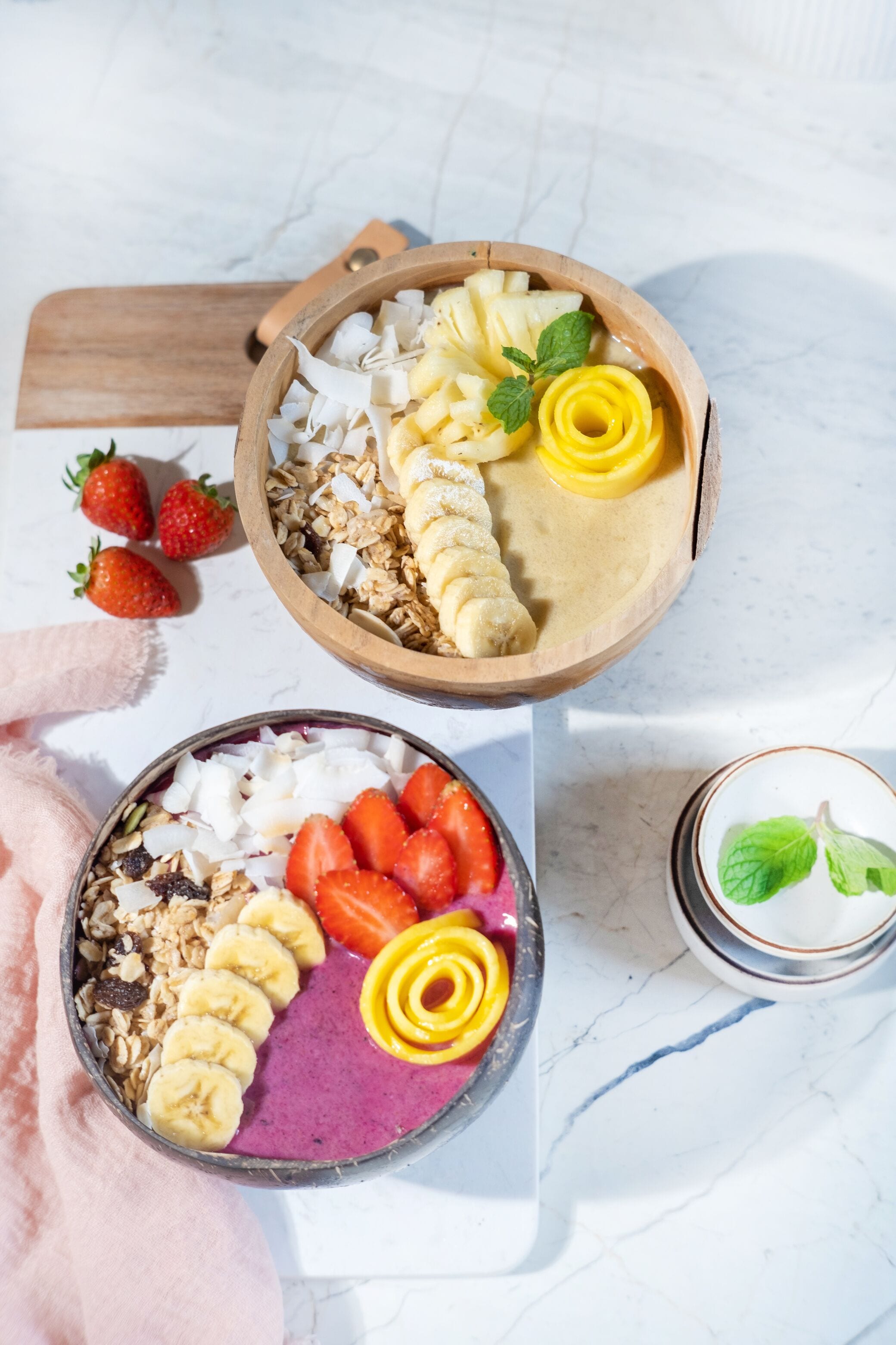 breakfast, lunch and dinner served