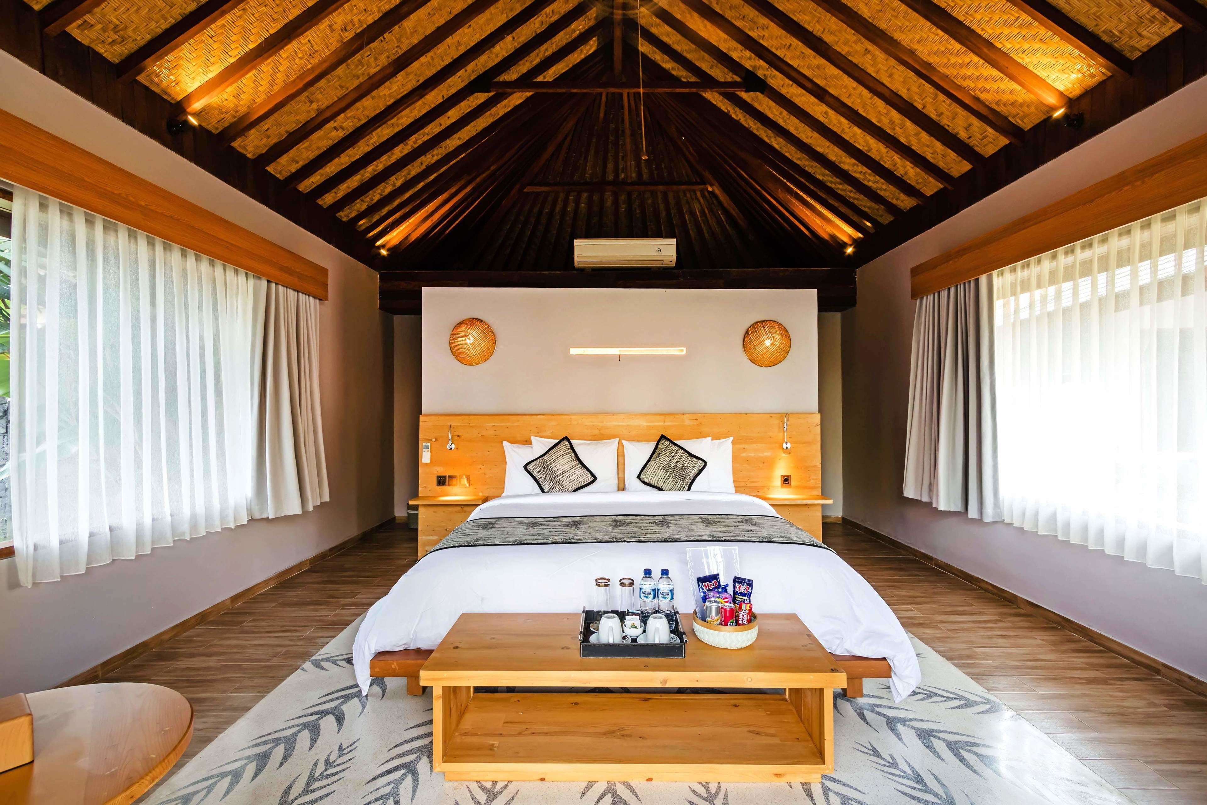 bungalow | 1 bedroom, free minibar, in-room safe, individually decorated