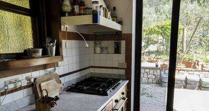 Villa Nèfisi, kolme makuuhuonetta, suuret tilat ja puutarha